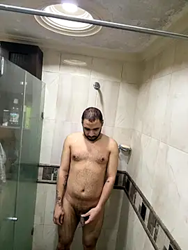   Damian    online show from September 2025 09:53:01 PM