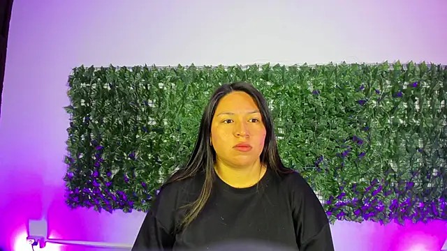 BellaRoux1 online show from February 2026 12:05:02 PM