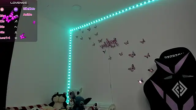 Snapshot of tiffany_sofia_1 chatting on November 2025 09:37:02 PM tiffany sofia 1 online show from November 2025 09:37:02 PM