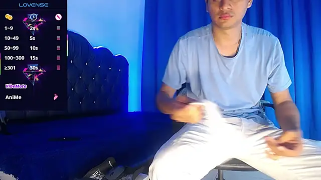 Charlie Cock  online show from November 2025 03:53:02 AM