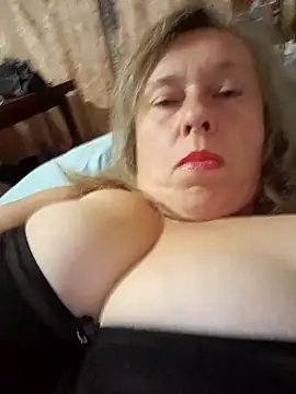 Catherine372311 online show from November 2025 07:15:01 PM