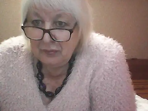 Snapshot of Alexia64231 chatting on October 2025 02:50:02 AM Alexia64231 online show from October 2025 02:50:02 AM