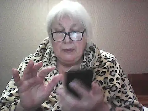 Snapshot of Alexia64231 chatting on October 2025 04:59:02 PM Alexia64231 online show from October 2025 04:59:02 PM