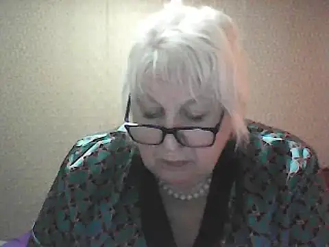 Snapshot of Alexia64231 chatting on October 2025 07:06:01 AM Alexia64231 online show from October 2025 07:06:01 AM