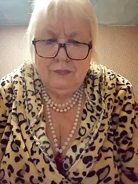 Alexia64231 online show from October 2025 01:29:01 AM