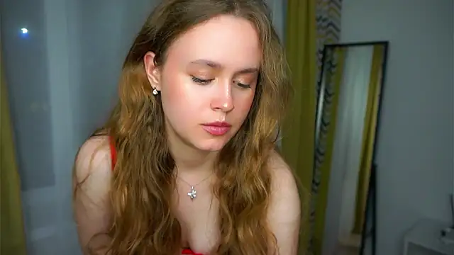 Snapshot of SusannaScholler chatting on September 2025 05:23:01 PM SusannaScholler online show from September 2025 05:23:01 PM