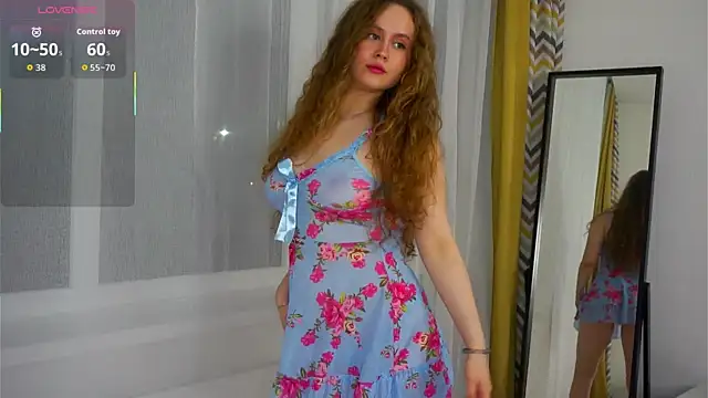 SusannaScholler online show from October 2025 07:16:01 PM