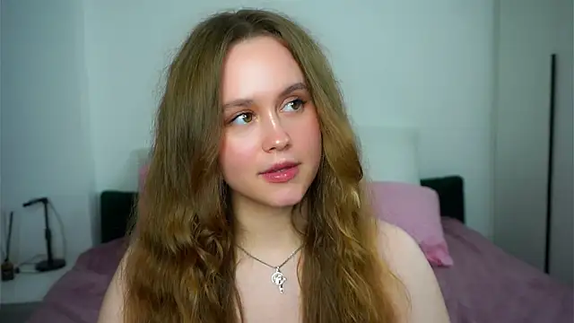 SusannaScholler online show from November 2025 07:36:02 PM