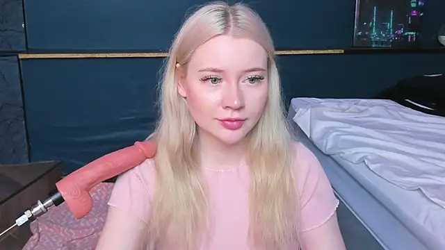 Lillie Berry online show from April 2026 04:23:02 AM