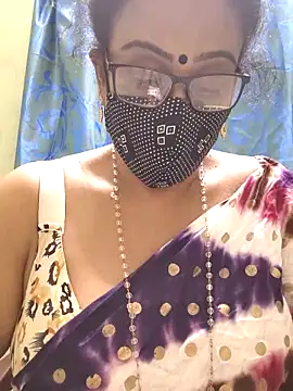 sweet-lotus online show from November 2025 05:01:02 PM