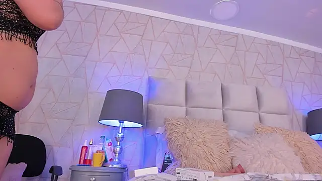 Yara Bliss  online show from January 2026 05:27:02 PM