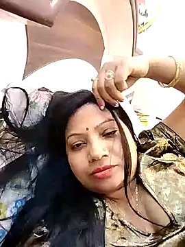 Cute-Janvi20 online show from December 2025 06:27:02 PM