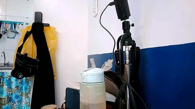 Veronnaink online show from February 2026 12:04:01 PM