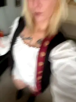 RhondaRump online show from October 2025 04:29:02 PM