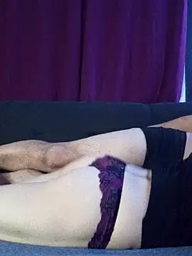 Snapshot of _Little_Sweatie_ chatting on November 2025 04:27:01 AM Little Sweatie online show from November 2025 04:27:01 AM