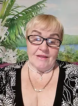 VioletSweet5566 online show from September 2025 04:30:02 PM