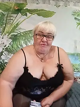 Snapshot of VioletSweet5566 chatting on July 2026 06:28:01 AM VioletSweet5566 online show from July 2026 06:28:01 AM