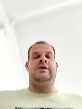 Snapshot of HardCouple33 chatting on September 2025 09:55:02 AM HardCouple33 online show from September 2025 09:55:02 AM