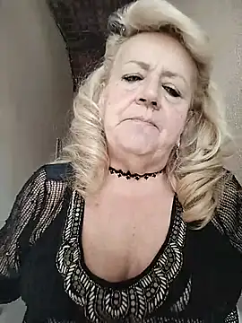 Belladama61 online show from September 2025 12:21:02 PM