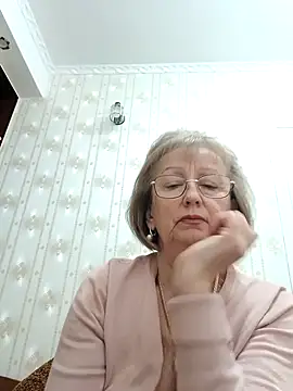 AlikaSwan5821 online show from October 2025 02:07:02 PM