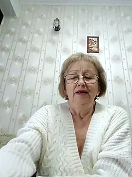 AlikaSwan5821 online show from November 2025 08:30:02 PM