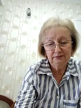 AlikaSwan5821 online show from November 2025 08:31:01 PM