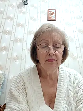 AlikaSwan5821 online show from December 2025 08:47:02 PM