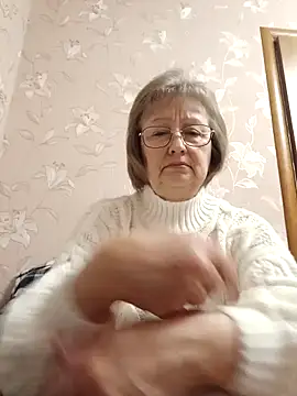 AlikaSwan5821 online show from February 2026 01:29:02 PM