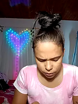 linda698049 online show from October 2025 03:19:02 PM