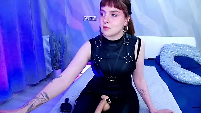 real bdsm couple online show from April 2026 05:30:01 PM