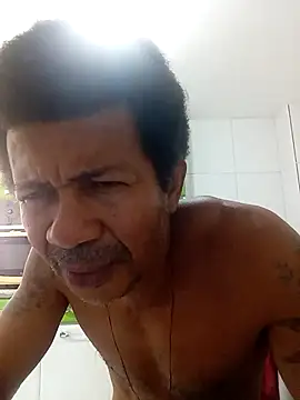 moreno25centimetro online show from December 2025 02:35:02 PM