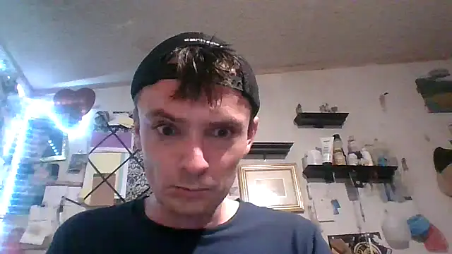 RichardW online show from December 2025 09:08:02 PM