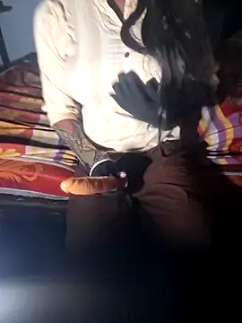 arti9995 online show from April 2026 06:06:01 PM