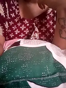 Snapshot of lovelysona11 chatting on September 2025 04:57:01 AM lovelysona11 online show from September 2025 04:57:01 AM