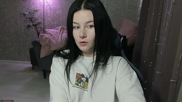 AlinaGreeeen online show from September 2025 08:49:02 AM