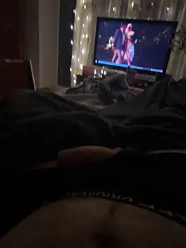 LuckyGirlfriends online show from November 2025 07:04:01 PM