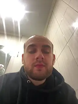 LuckyGirlfriends online show from February 2026 06:28:01 PM