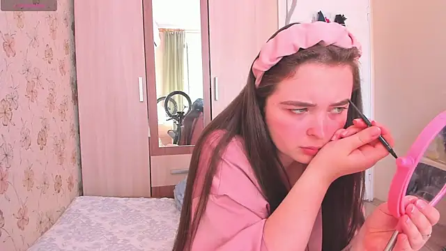 Alice next door online show from June 2026 11:23:01 AM