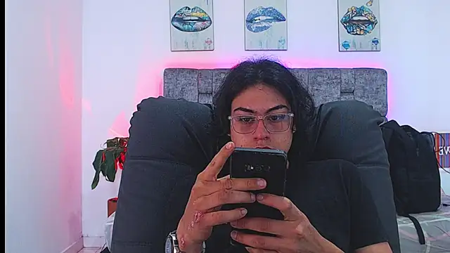 dirty model online show from September 2025 01:28:01 AM