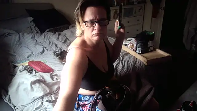 Snapshot of PremiumKitty chatting on February 2026 09:55:01 PM PremiumKitty online show from February 2026 09:55:01 PM