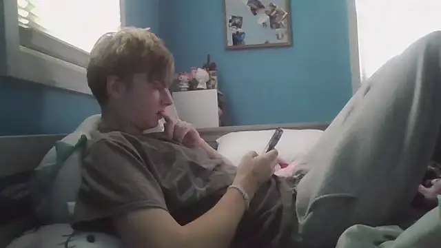 Snapshot of Liam_axel35 chatting on November 2025 05:59:01 PM Liam axel35 online show from November 2025 05:59:01 PM