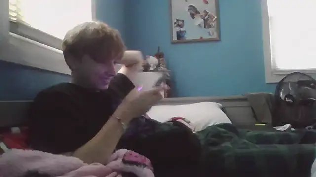 Snapshot of Liam_axel35 chatting on November 2025 07:47:01 PM Liam axel35 online show from November 2025 07:47:01 PM