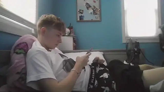 Snapshot of Liam_axel35 chatting on November 2025 08:49:01 PM Liam axel35 online show from November 2025 08:49:01 PM