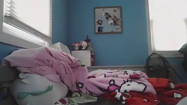 Snapshot of Liam_axel35 chatting on November 2025 05:37:01 PM Liam axel35 online show from November 2025 05:37:01 PM