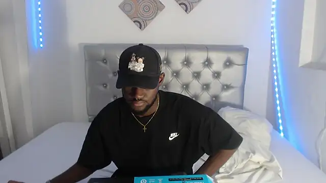 eebony stallion online show from November 2025 06:19:02 PM