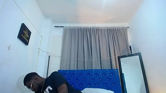Snapshot of eebony_stallion chatting on July 2026 02:37:01 AM eebony stallion online show from July 2026 02:37:01 AM