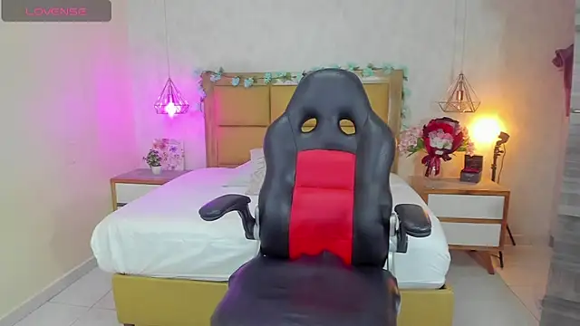 MELISSAROUGE online show from February 2026 07:29:01 PM