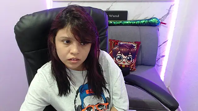 Snapshot of minnie_cake chatting on October 2025 03:49:02 AM minnie cake online show from October 2025 03:49:02 AM