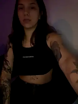 Snapshot of Kissmalditox chatting on November 2025 07:19:02 AM Kissmalditox online show from November 2025 07:19:02 AM