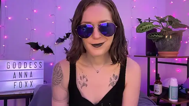 mistressannafoxx online show from November 2025 06:24:02 PM